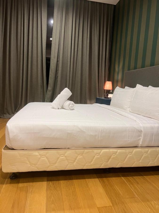 Platinum Klcc Pool View Apartment กัวลาลัมเปอร์ ภายนอก รูปภาพ