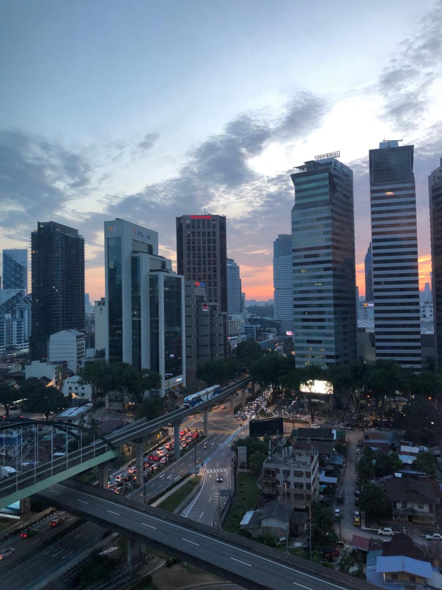 Platinum Klcc Pool View Apartment กัวลาลัมเปอร์ ภายนอก รูปภาพ