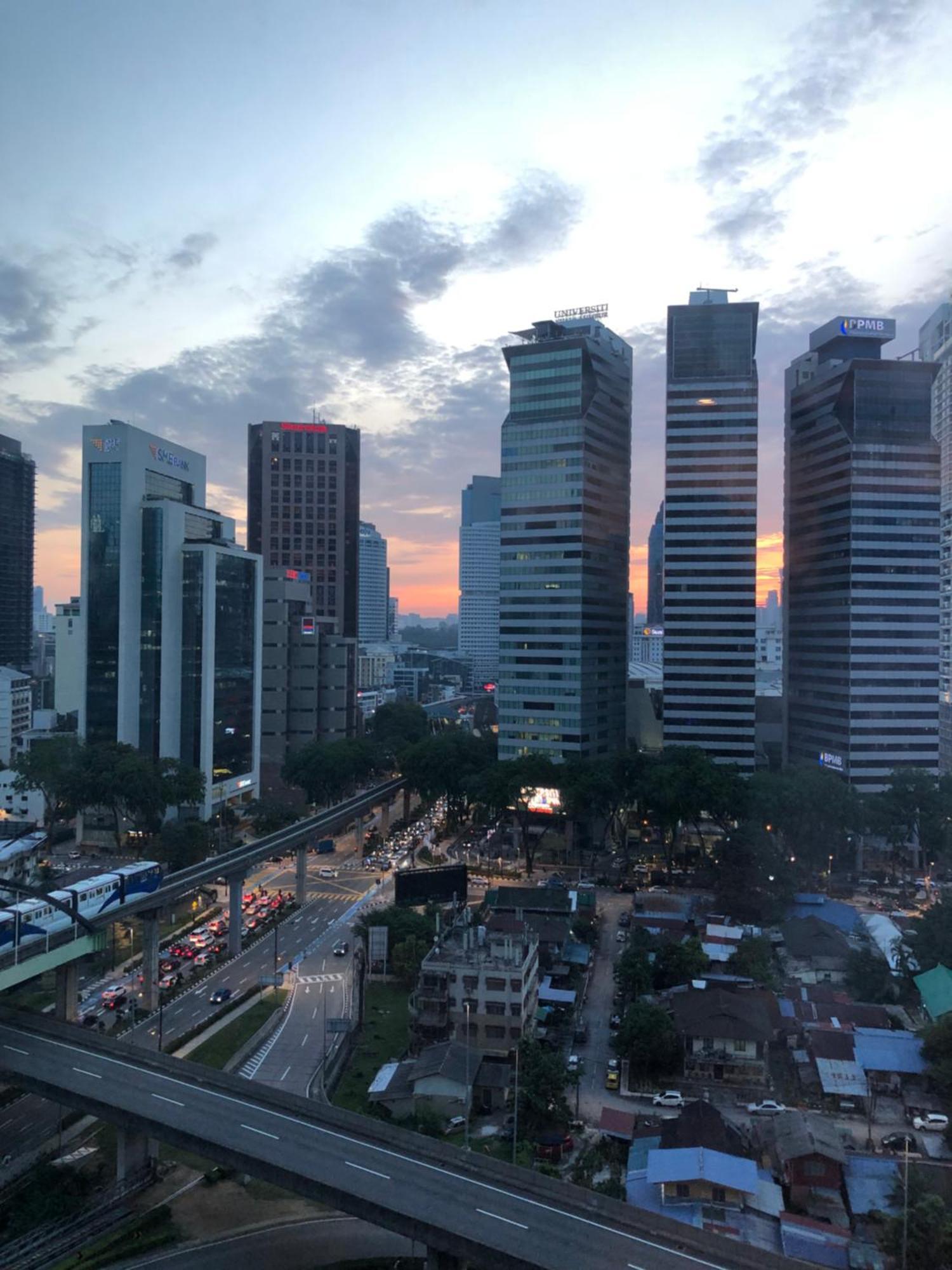 Platinum Klcc Pool View Apartment กัวลาลัมเปอร์ ภายนอก รูปภาพ