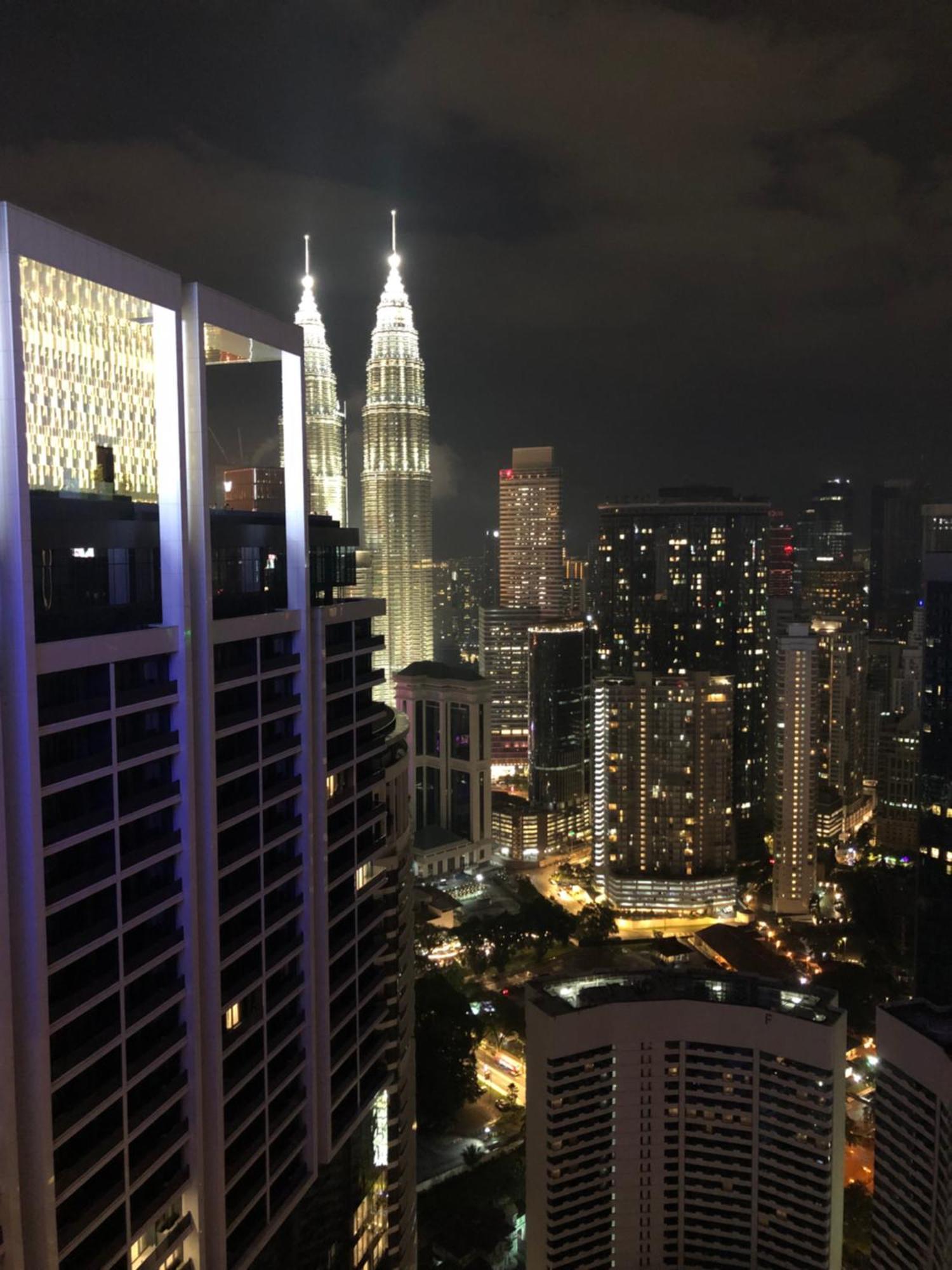 Platinum Klcc Pool View Apartment กัวลาลัมเปอร์ ภายนอก รูปภาพ