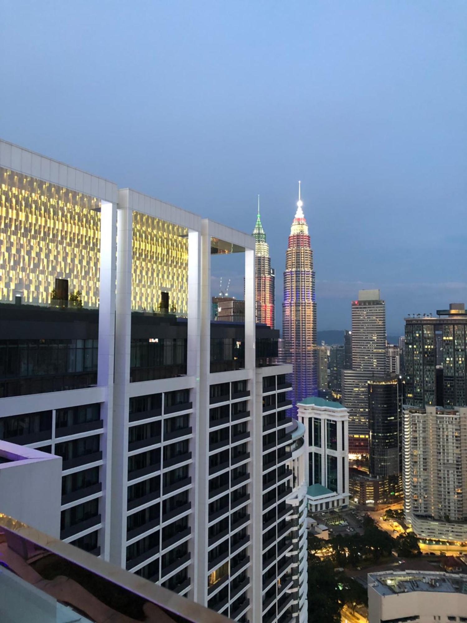 Platinum Klcc Pool View Apartment กัวลาลัมเปอร์ ภายนอก รูปภาพ