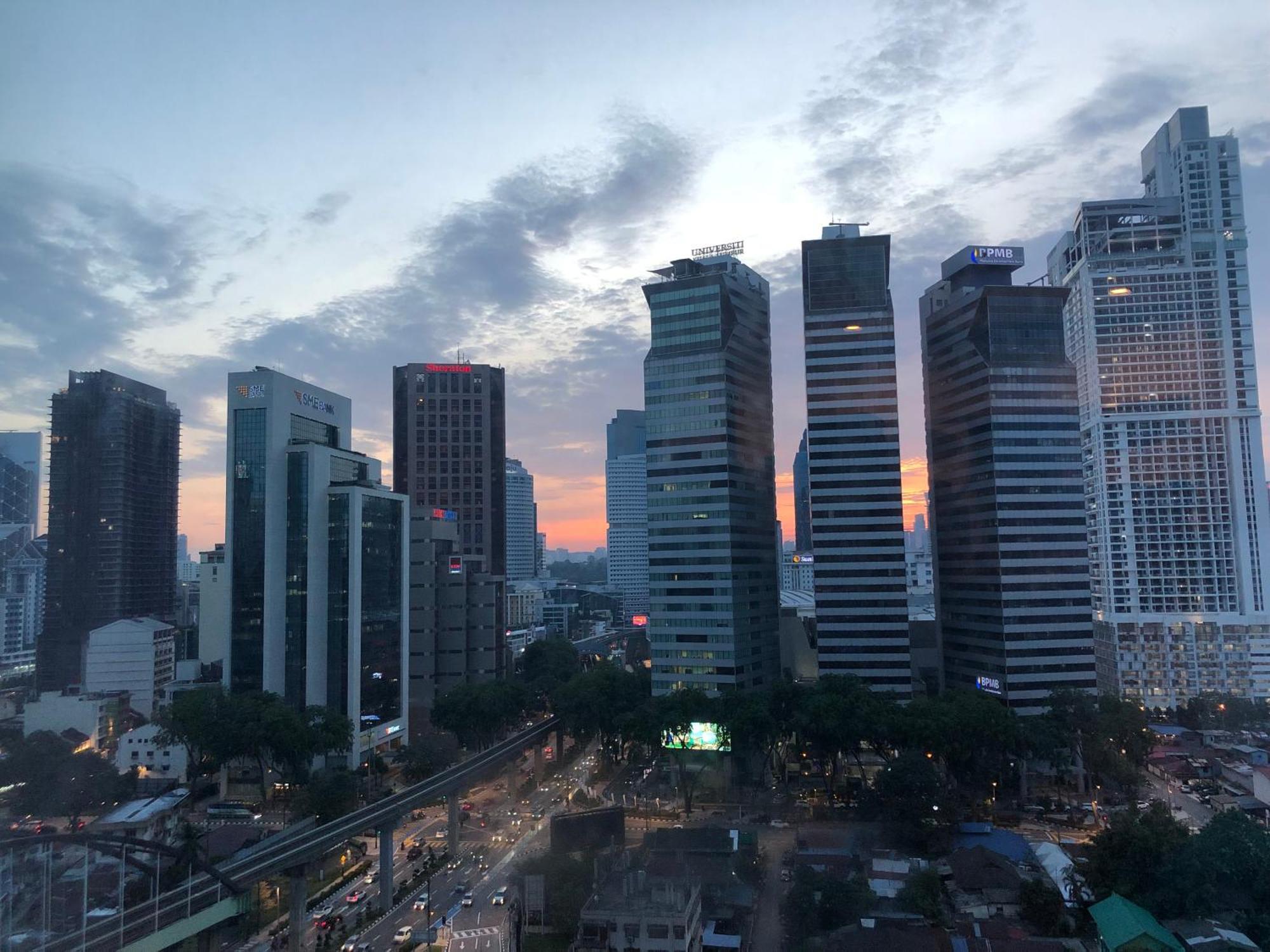 Platinum Klcc Pool View Apartment กัวลาลัมเปอร์ ภายนอก รูปภาพ